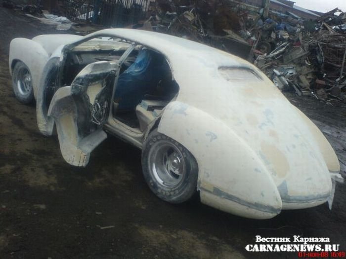 GAZ-21 concept - российский бэт-мобиль.