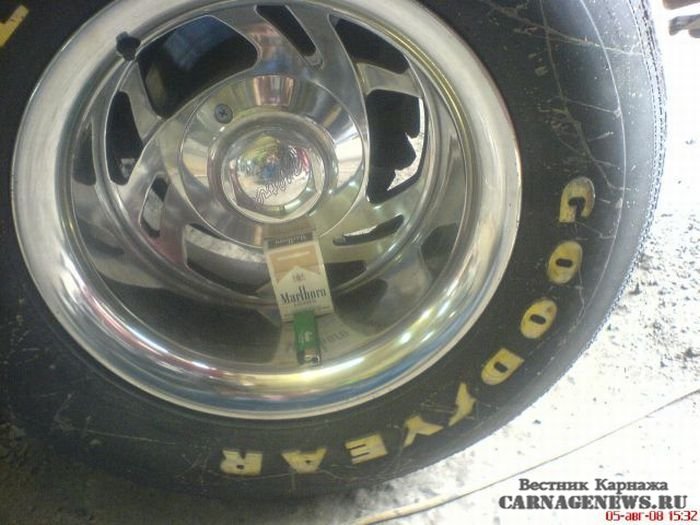 GAZ-21 concept - российский бэт-мобиль.