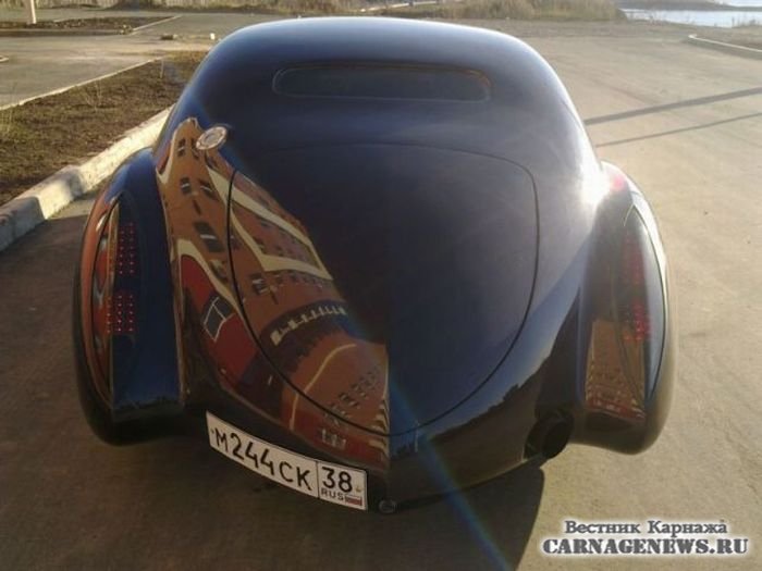 GAZ-21 concept - российский бэт-мобиль.