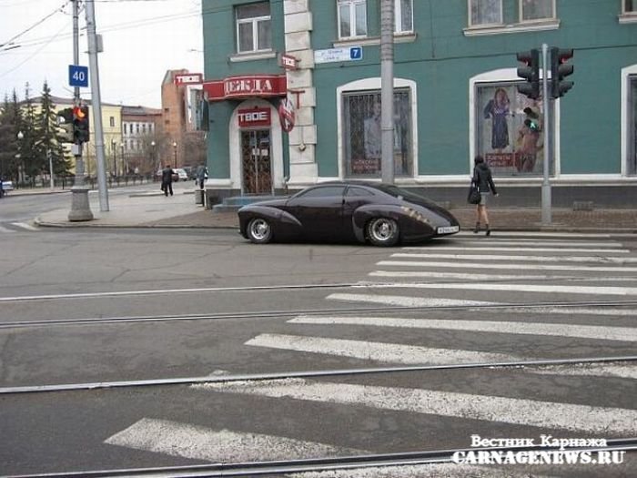 GAZ-21 concept - российский бэт-мобиль.